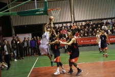 中國(guó)巨石籃球隊(duì)獲桐鄉(xiāng)、海寧超級(jí)聯(lián)賽亞軍